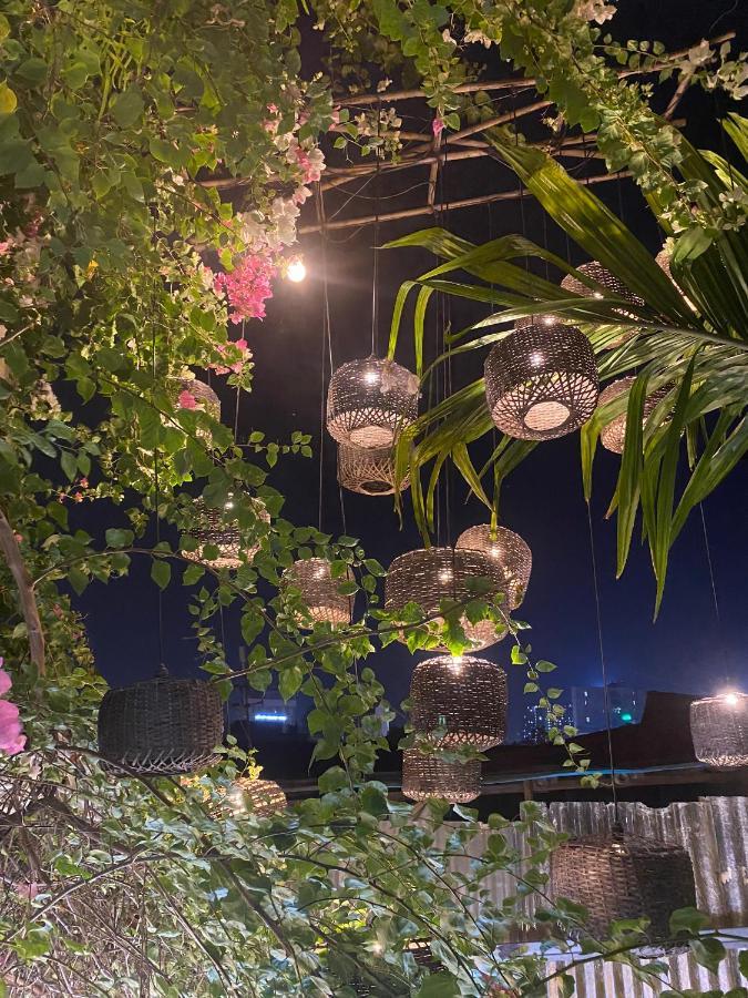 Chu Nhat Cafe & Homestay - 12 Ngo 41 Duong Lang - Co So 1 هانوي المظهر الخارجي الصورة