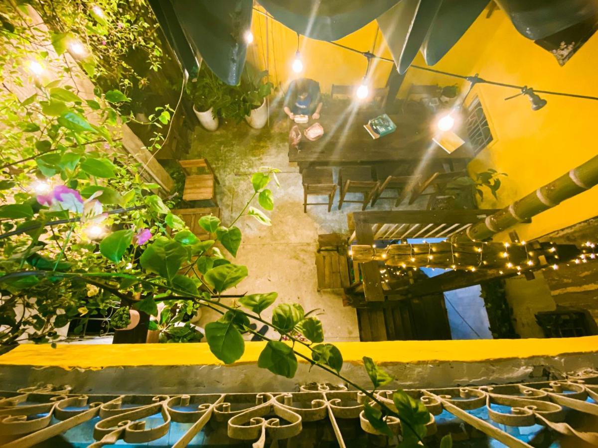 Chu Nhat Cafe & Homestay - 12 Ngo 41 Duong Lang - Co So 1 هانوي المظهر الخارجي الصورة